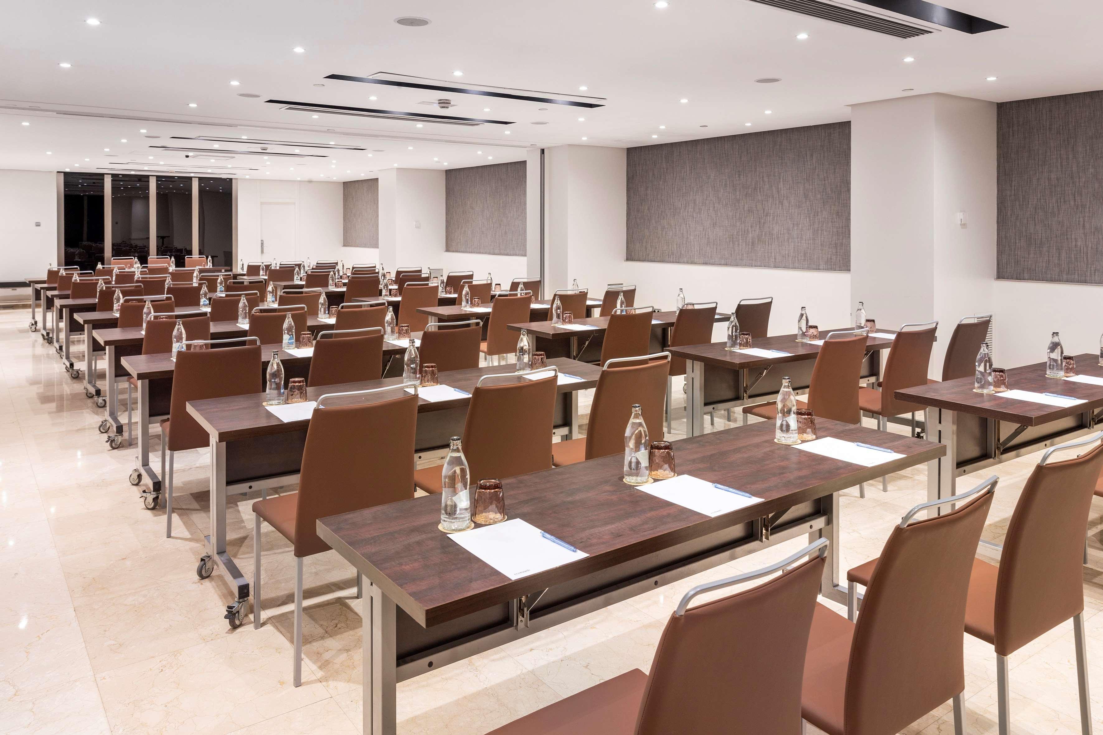 Melia Madrid Princesa Exterior photo Meeting room